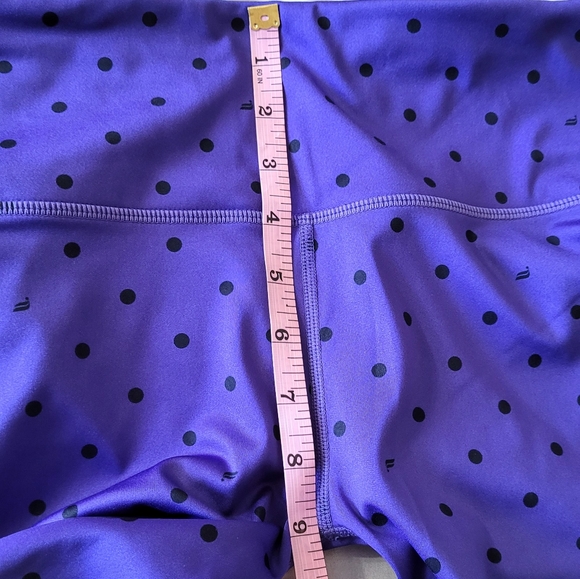 Fabletics shorts - Picture 3 of 4